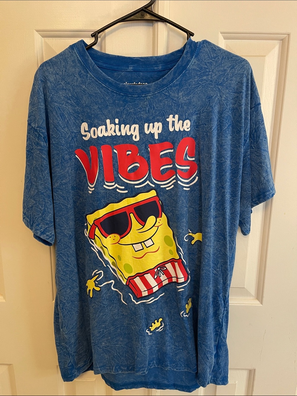 Nickelodeon Blue SpongeBob 'Soaking Up the Vibes' Graphic Tee